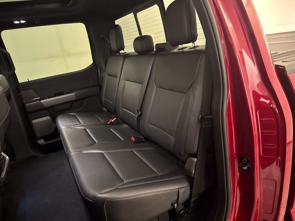 2025 Rapid Red Metallic Tinted Clearcoat Ford F-150 XLT 4X4 Truck