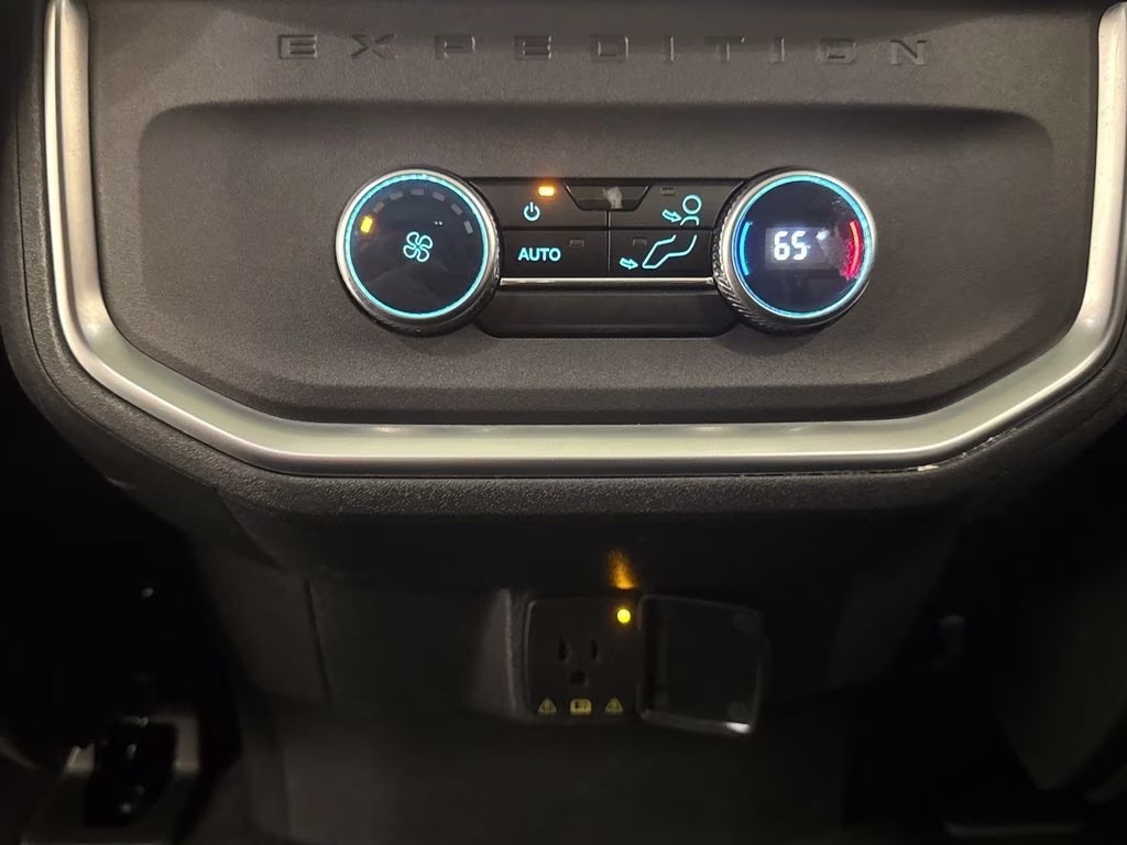 2025 Agate Black Metallic Ford Expedition Max Active RWD SUV