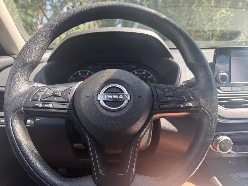 2023 Gun Metallic Nissan Altima 2.5 S FWD Sedan