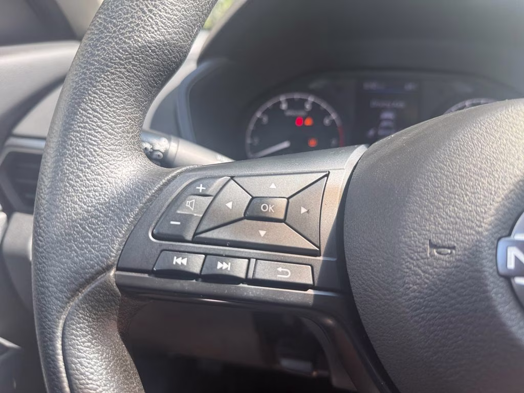 2023 Gun Metallic Nissan Altima 2.5 S FWD Sedan
