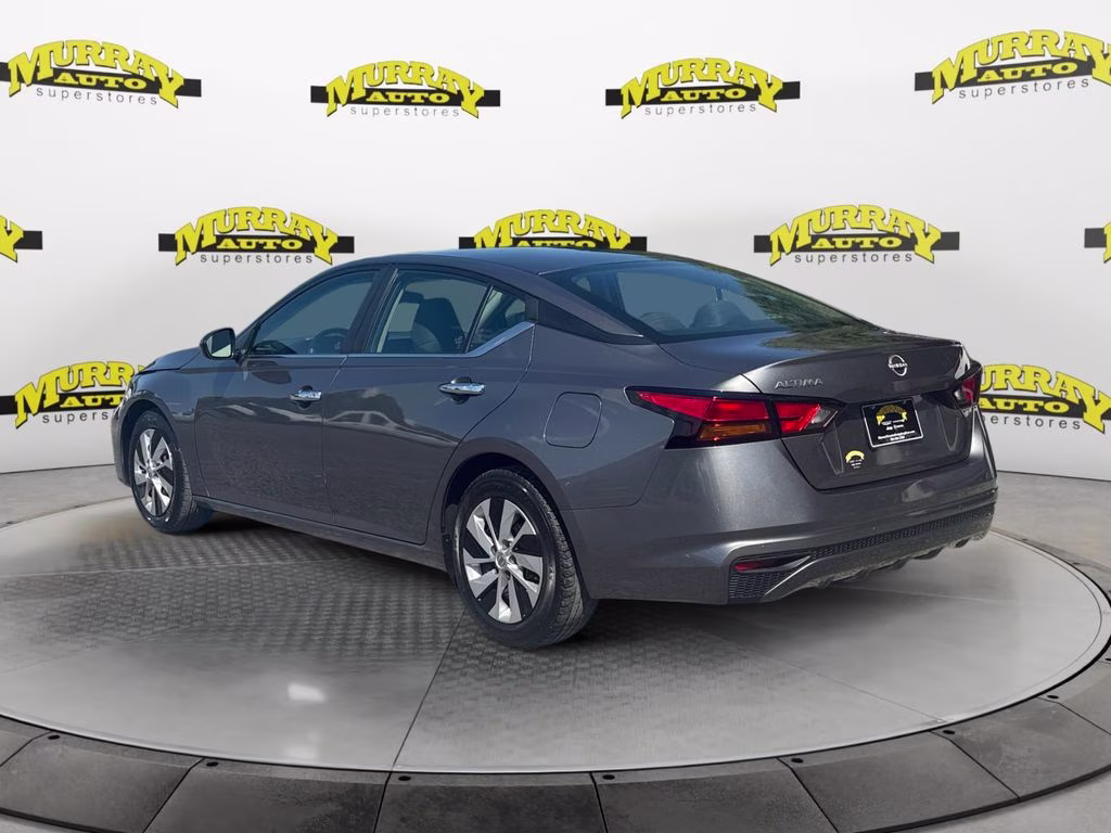 2023 Gun Metallic Nissan Altima 2.5 S FWD Sedan