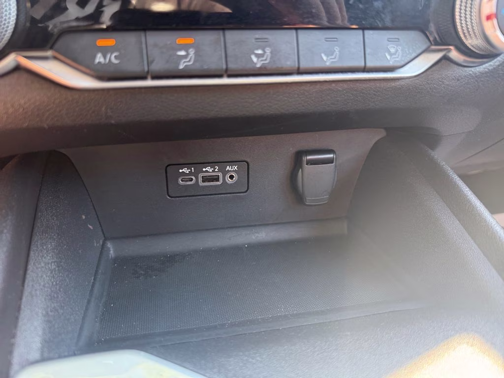 2025 Super Black Clearcoat Nissan Altima 2.5 SV FWD Sedan