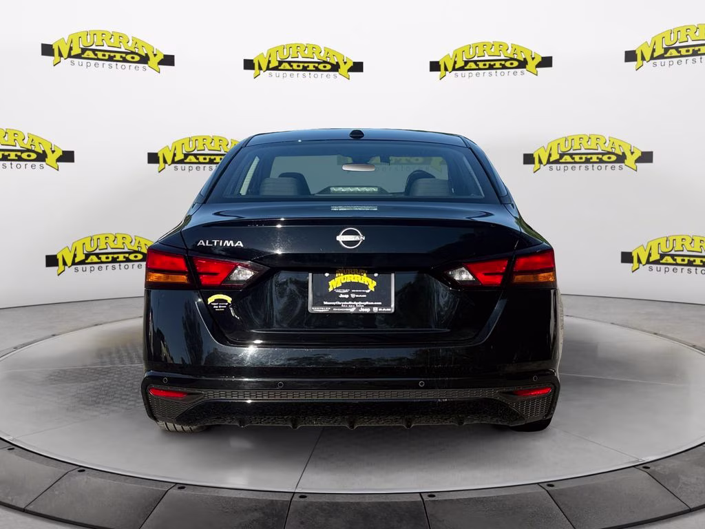 2025 Super Black Clearcoat Nissan Altima 2.5 SV FWD Sedan
