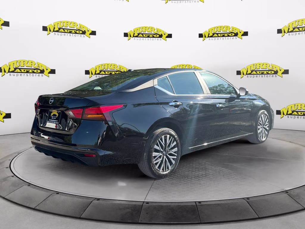 2025 Super Black Clearcoat Nissan Altima 2.5 SV FWD Sedan