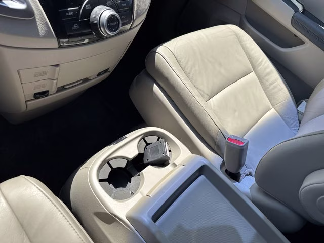 2012 Honda Odyssey FWD Van