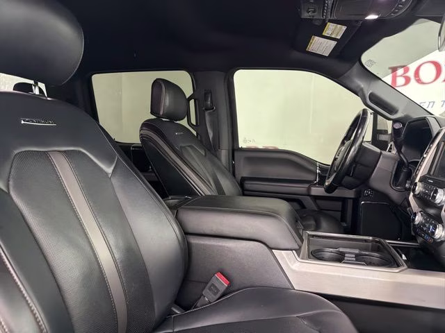 2020 Black Metallic Ford Super Duty F-350 DRW Platinum 4X4 Truck