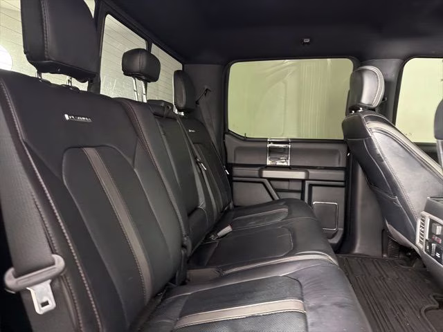 2020 Black Metallic Ford Super Duty F-350 DRW Platinum 4X4 Truck