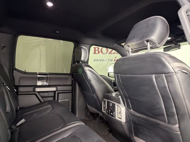 2020 Black Metallic Ford Super Duty F-350 DRW Platinum 4X4 Truck