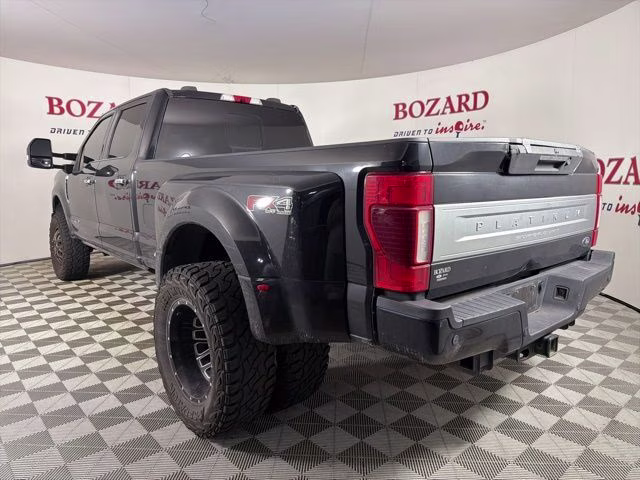 2020 Black Metallic Ford Super Duty F-350 DRW Platinum 4X4 Truck