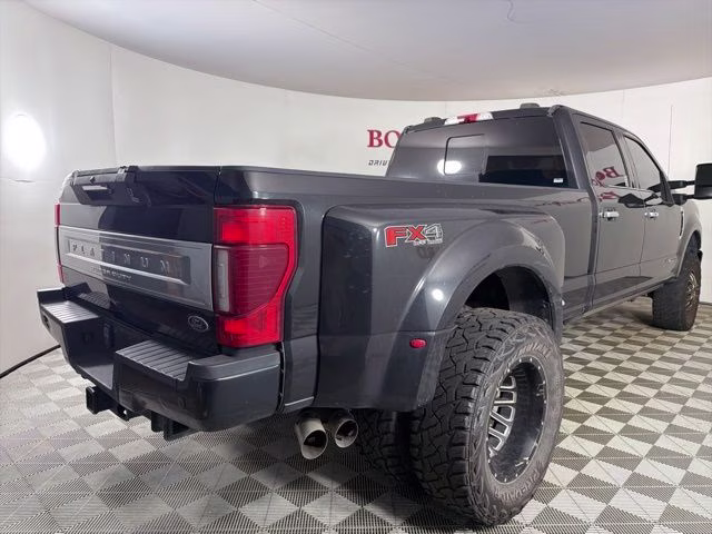2020 Black Metallic Ford Super Duty F-350 DRW Platinum 4X4 Truck