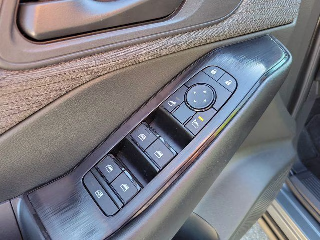 2023 Gun Metallic Nissan Rogue S FWD SUV