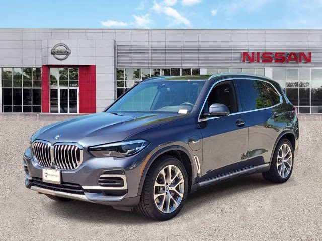 2022 Arctic Gray Metallic BMW X5 xDrive45e AWD SUV