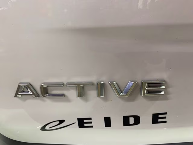 2025 Oxford White Ford Expedition Active 4X4 SUV
