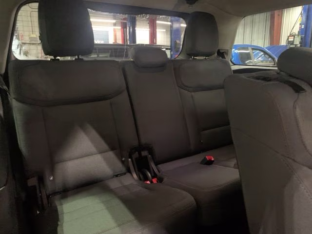 2025 Oxford White Ford Expedition Active 4X4 SUV