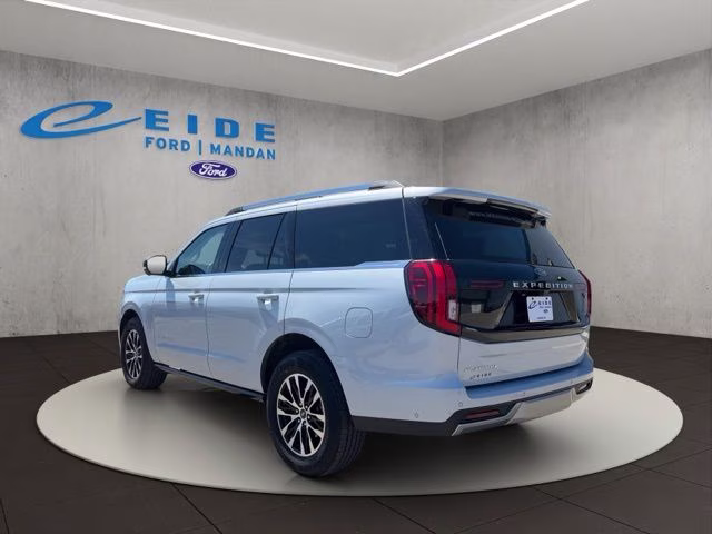 2025 Silver Metallic Ford Expedition Platinum 4X4 SUV
