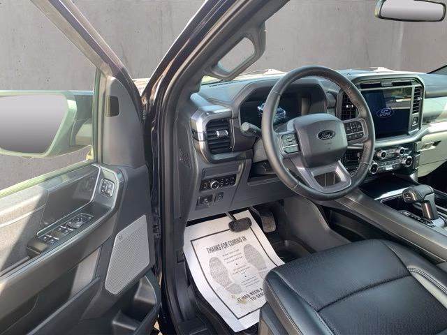 2025 Blue Metallic Ford F-150 Lariat 4X4 Truck