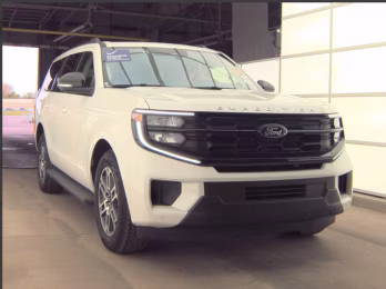 2025 White Metallic Ford Expedition Active 4X4 SUV