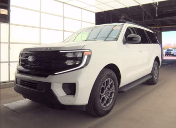 2025 Oxford White Ford Expedition Active 4X4 SUV
