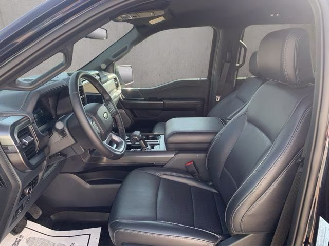 2025 Blue Metallic Ford F-150 Lariat 4X4 Truck
