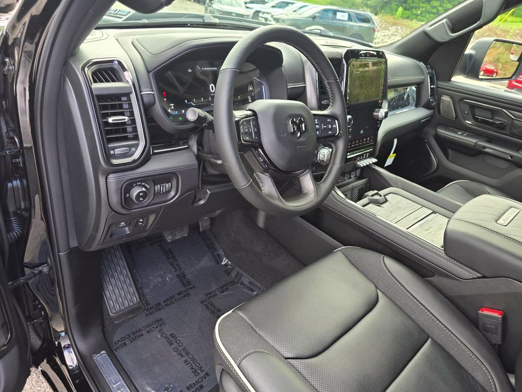 2026 Diamond Black Crystal Pearlcoat Ram 1500 Limited 4X4 Truck