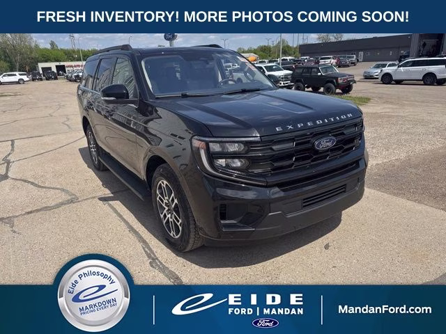 2025 Ford Expedition Active 4x4's photo