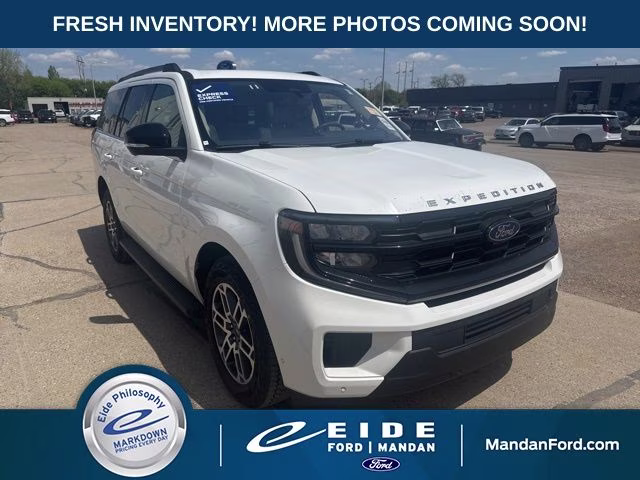 2025 Ford Expedition Active 4x4's photo