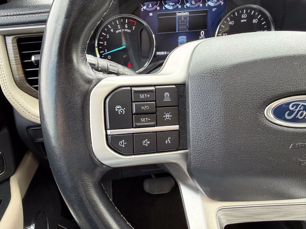 2022 Black Metallic Ford Expedition Limited 4X4 SUV
