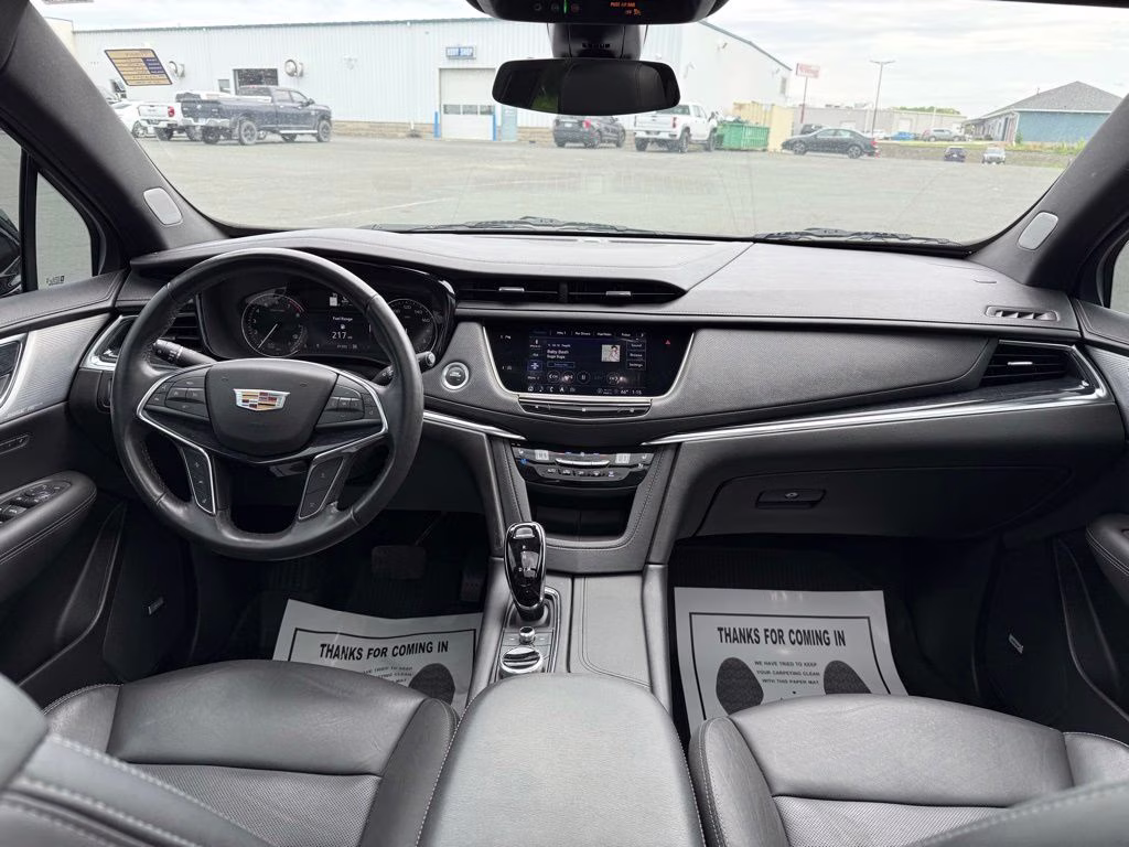 2021 Stellar Black Metallic Cadillac XT5 Premium Luxury AWD SUV