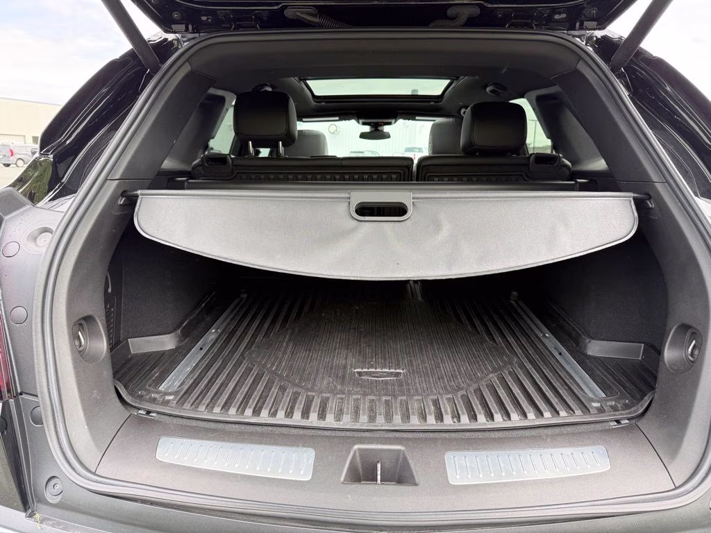 2021 Stellar Black Metallic Cadillac XT5 Premium Luxury AWD SUV