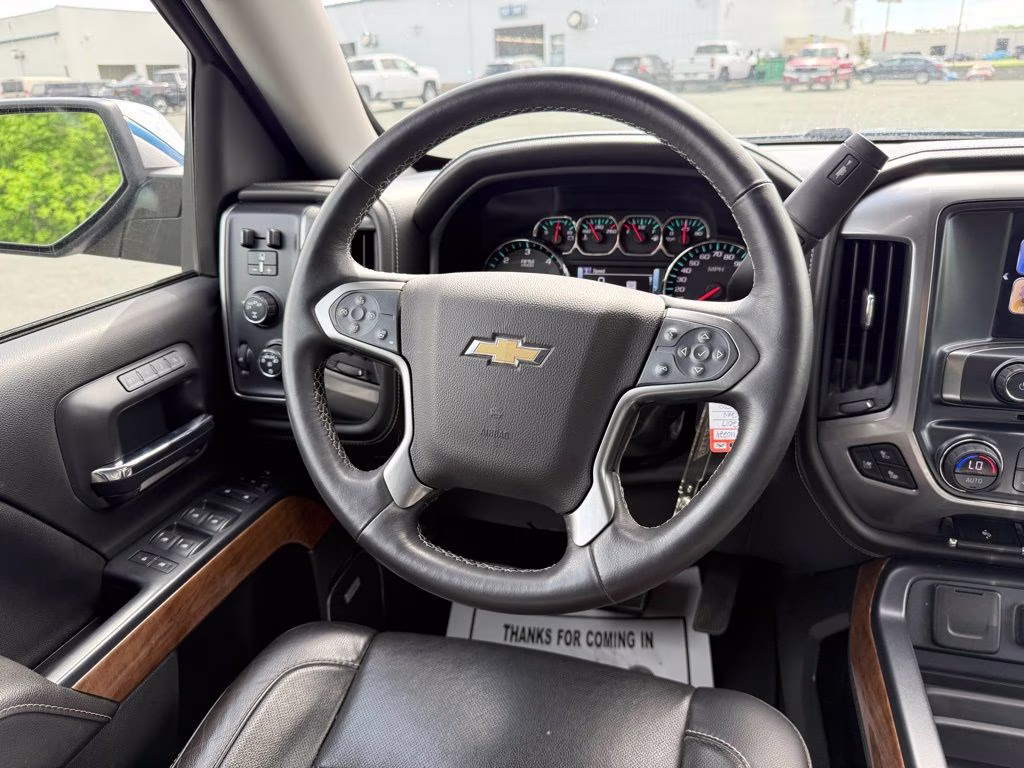 2017 Deep Ocean Blue Metallic Chevrolet Silverado 1500 LTZ 4X4 Truck