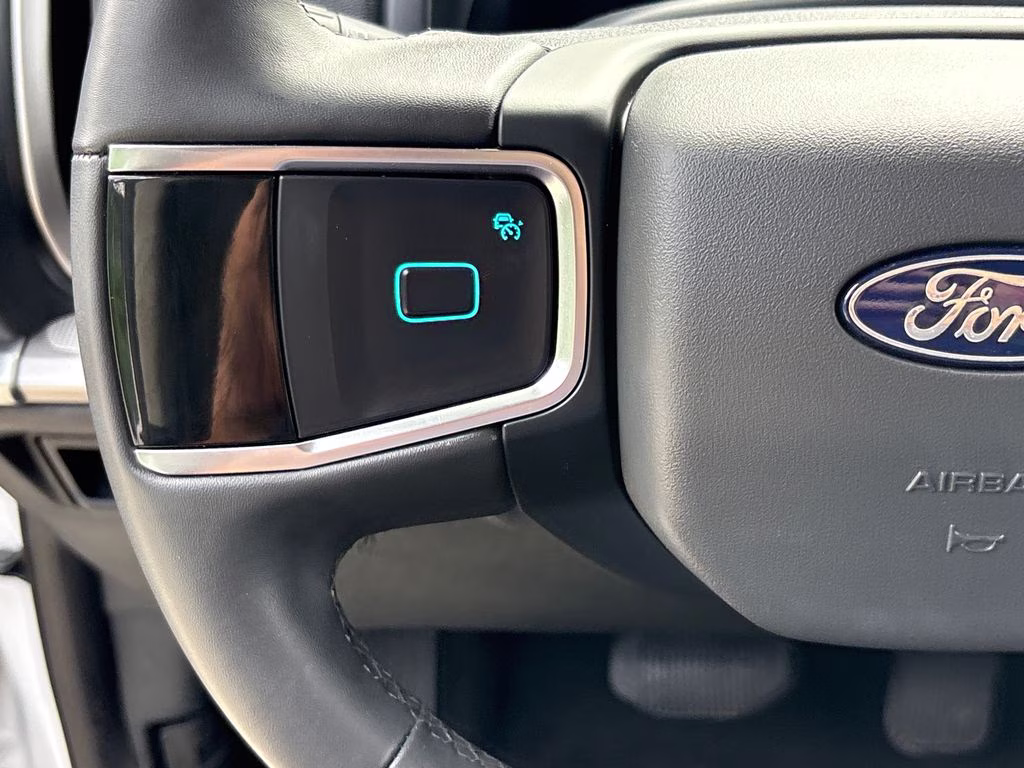 2025 Oxford White Ford Expedition Max Active RWD SUV