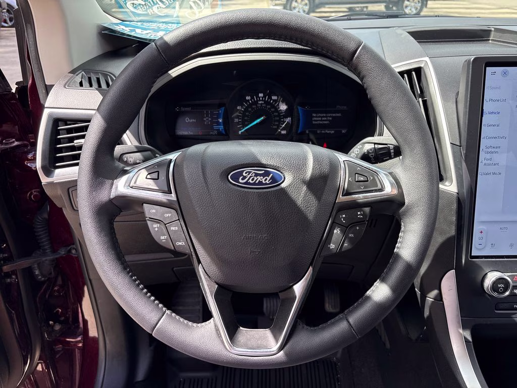 2024 Burgundy Velvet Metallic Tinted Clearcoat Ford Edge SEL AWD SUV