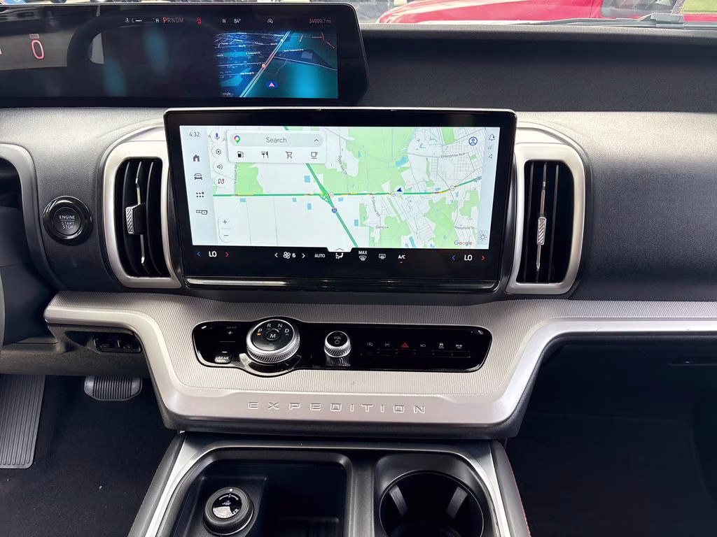2025 Oxford White Ford Expedition Max Active RWD SUV