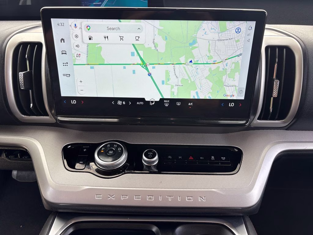 2025 Oxford White Ford Expedition Max Active RWD SUV