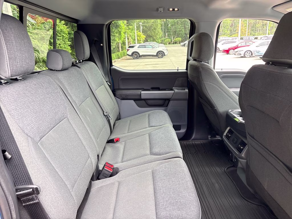 2025 Atlas Blue Metallic Ford F-150 XLT 4X4 Truck