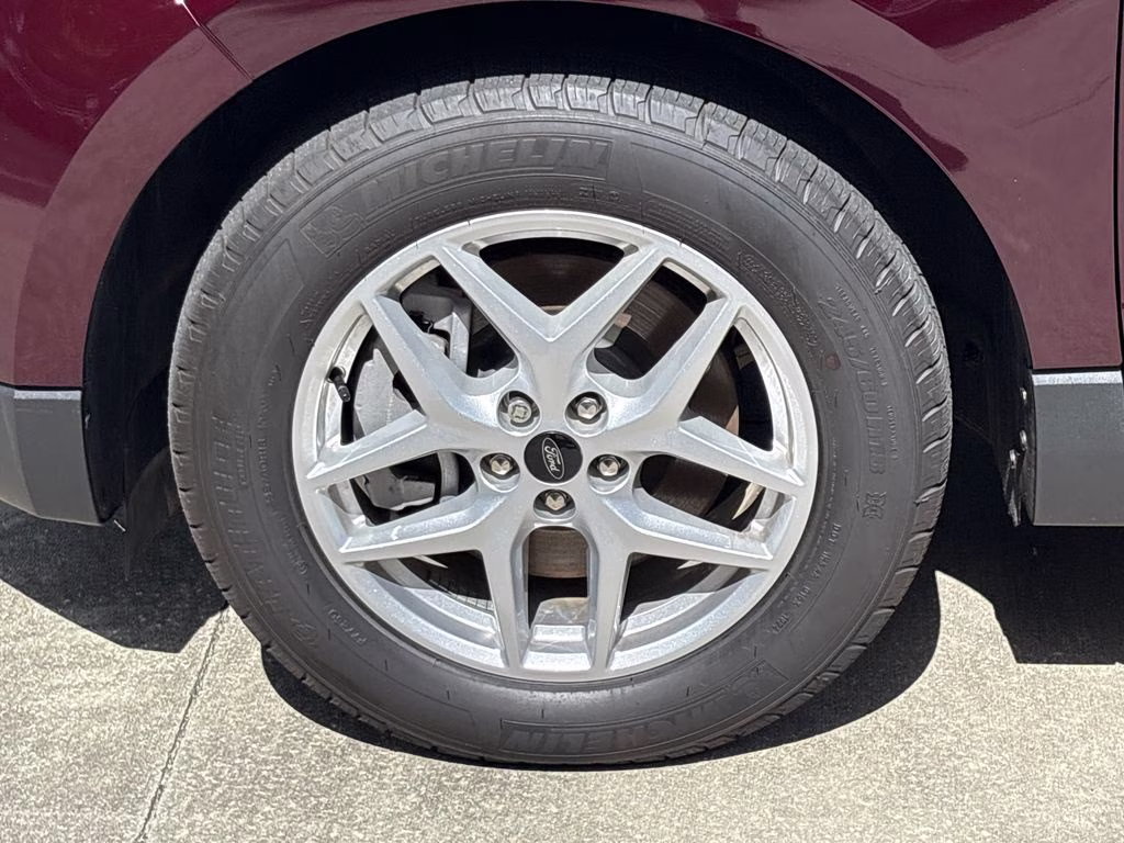 2024 Burgundy Velvet Metallic Tinted Clearcoat Ford Edge SEL AWD SUV