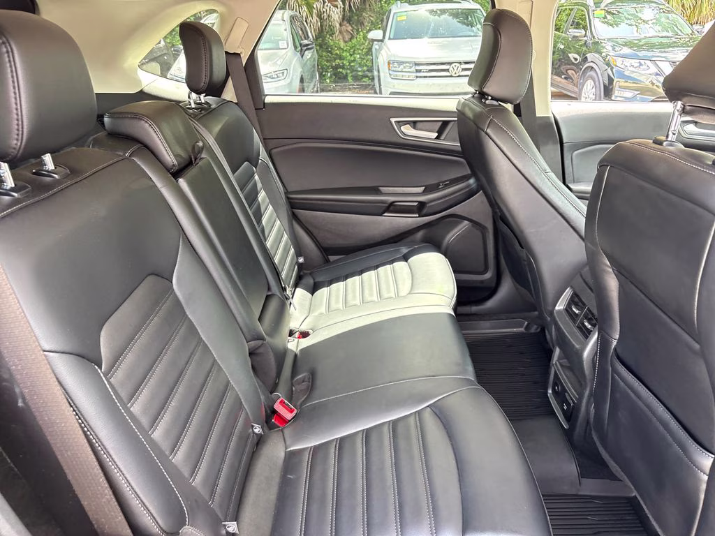 2024 Burgundy Velvet Metallic Tinted Clearcoat Ford Edge SEL AWD SUV