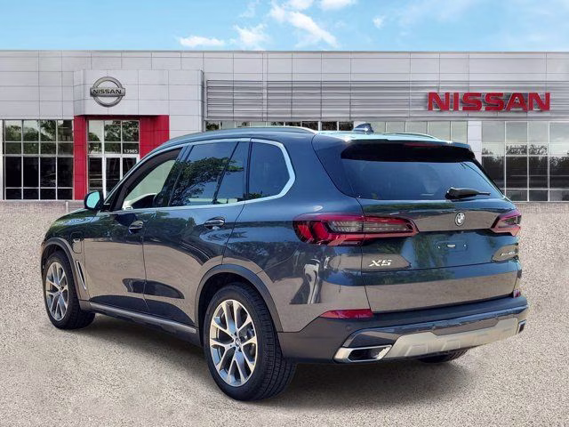 2022 Arctic Gray Metallic BMW X5 xDrive45e AWD SUV