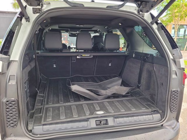 2025 Land Rover Discovery S - Photo 14