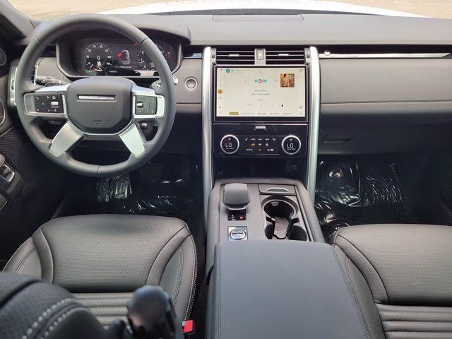 2025 Land Rover Discovery S - Photo 17