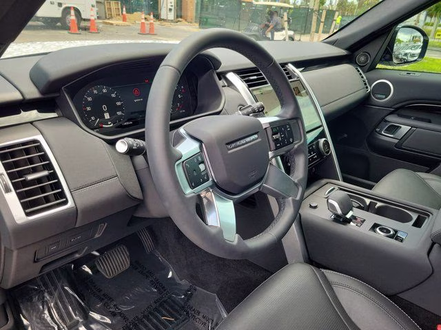 2025 Land Rover Discovery S - Photo 22