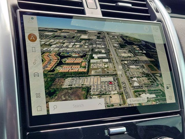 2025 Land Rover Discovery S - Photo 31