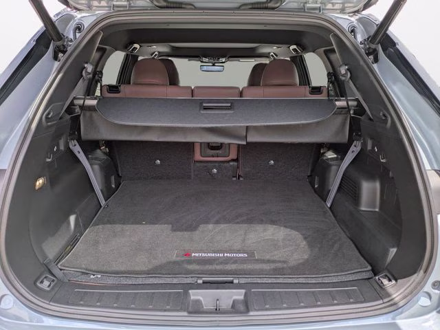 2026 Moonstone Mitsubishi Outlander SEL FWD SUV