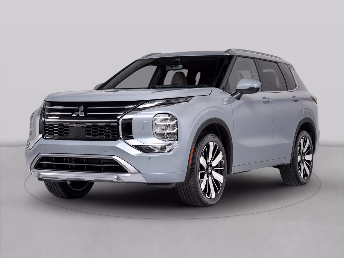 2026 Moonstone Mitsubishi Outlander SEL FWD SUV