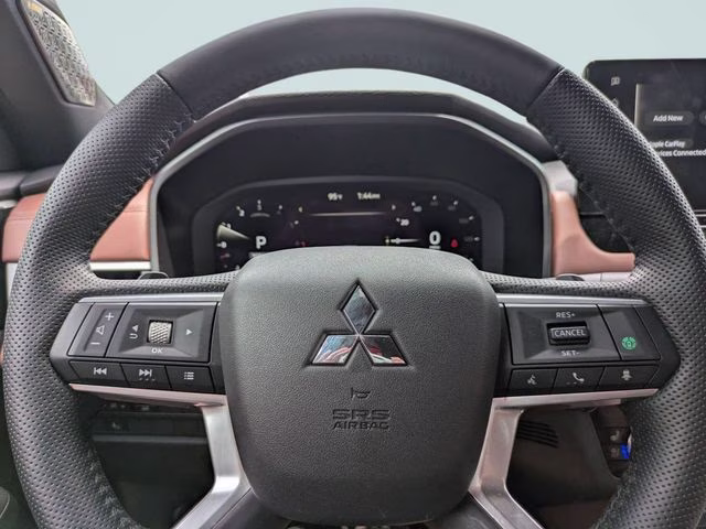 2026 Moonstone Mitsubishi Outlander SEL FWD SUV