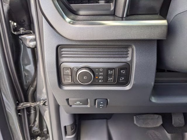 2026 Carbonized Gray Metallic Ford Super Duty F-250 SRW Platinum 4X4 Truck