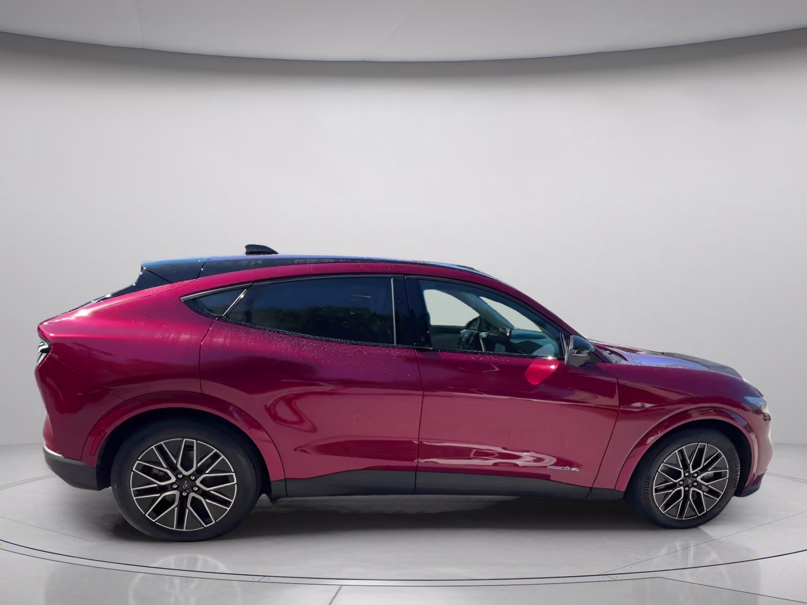 2025 Molten Magenta Metallic Tinted Clearcoat Ford Mustang Mach-E Premium AWD SUV