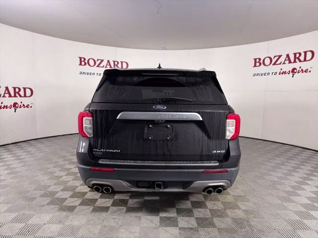 2021 Black Metallic Ford Explorer Platinum 4X4 SUV