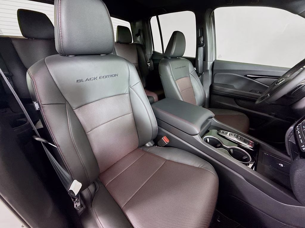 2026 Platinum White Pearl Honda Ridgeline Black Edition AWD Truck