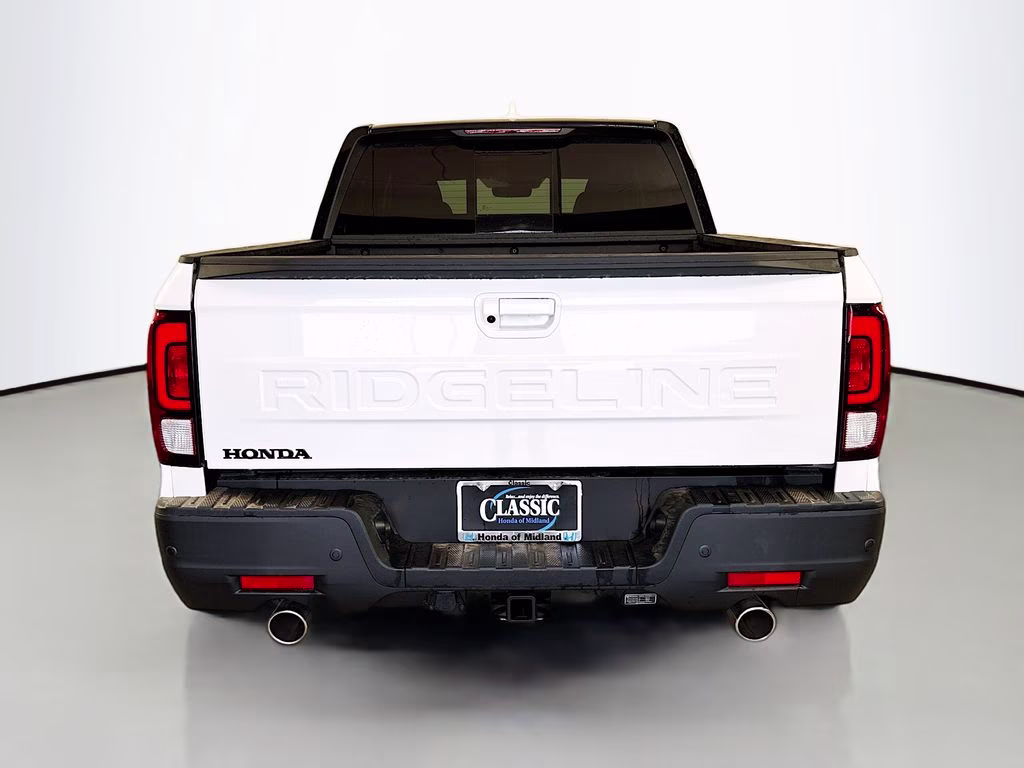 2026 Platinum White Pearl Honda Ridgeline Black Edition AWD Truck